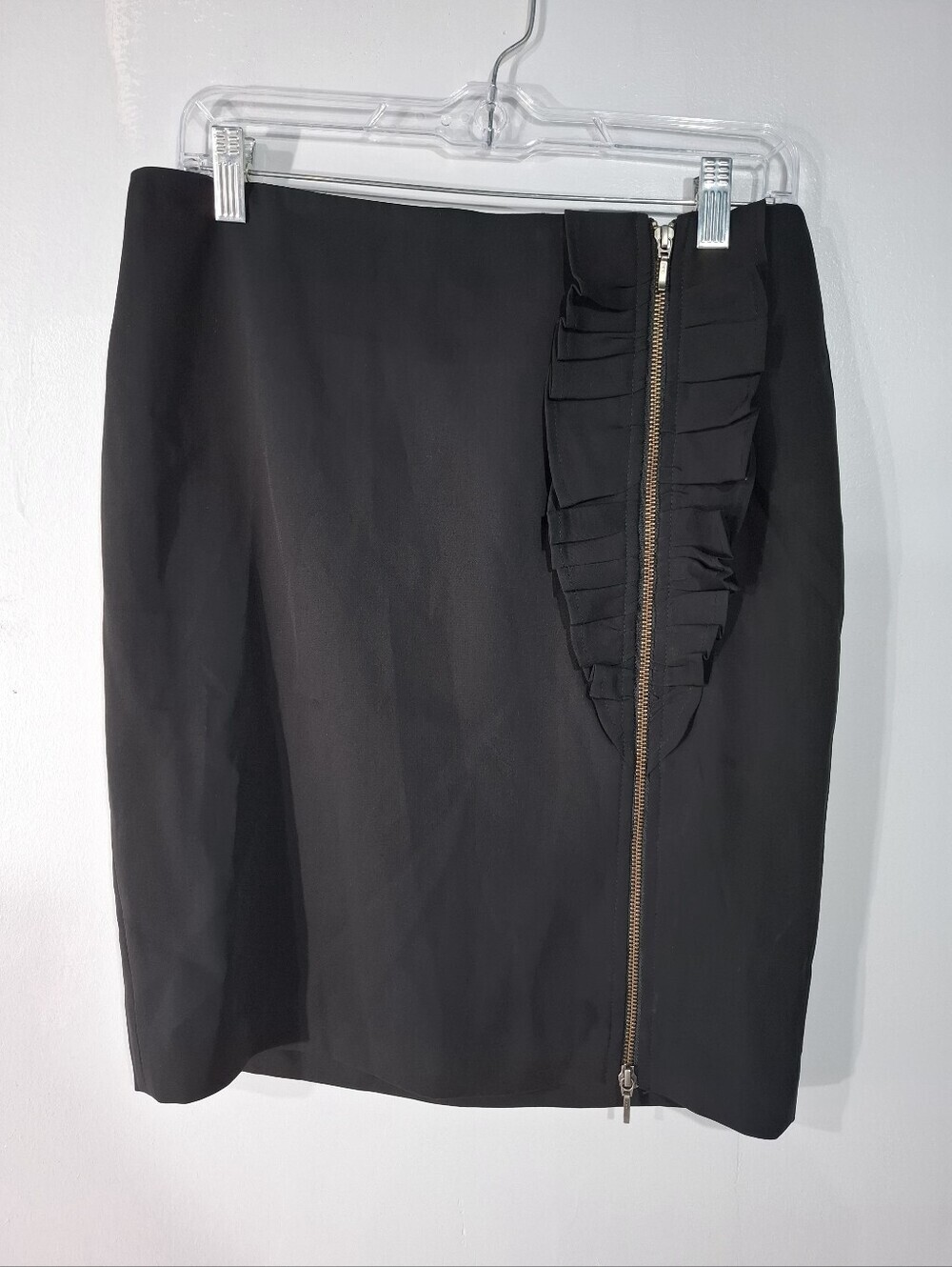 Banana Republic Black Ruffle Zipper Mini Skirt Stretch Size 6 NWT